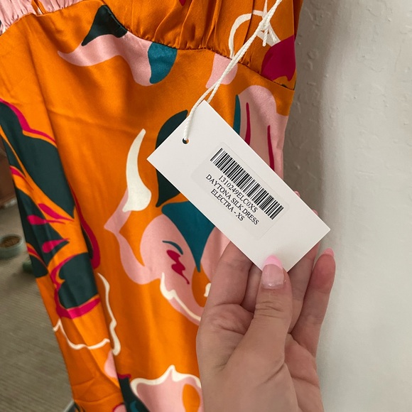 Reformation Daytona Silk Dress in Electra - Picture 2 of 4